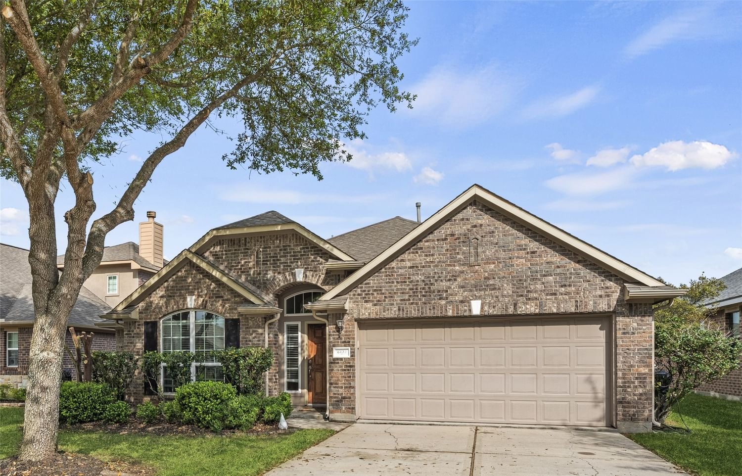 Real estate property located at 6122 Oxford Lake, Fort Bend, Kingdom Heights, Rosenberg, TX, US