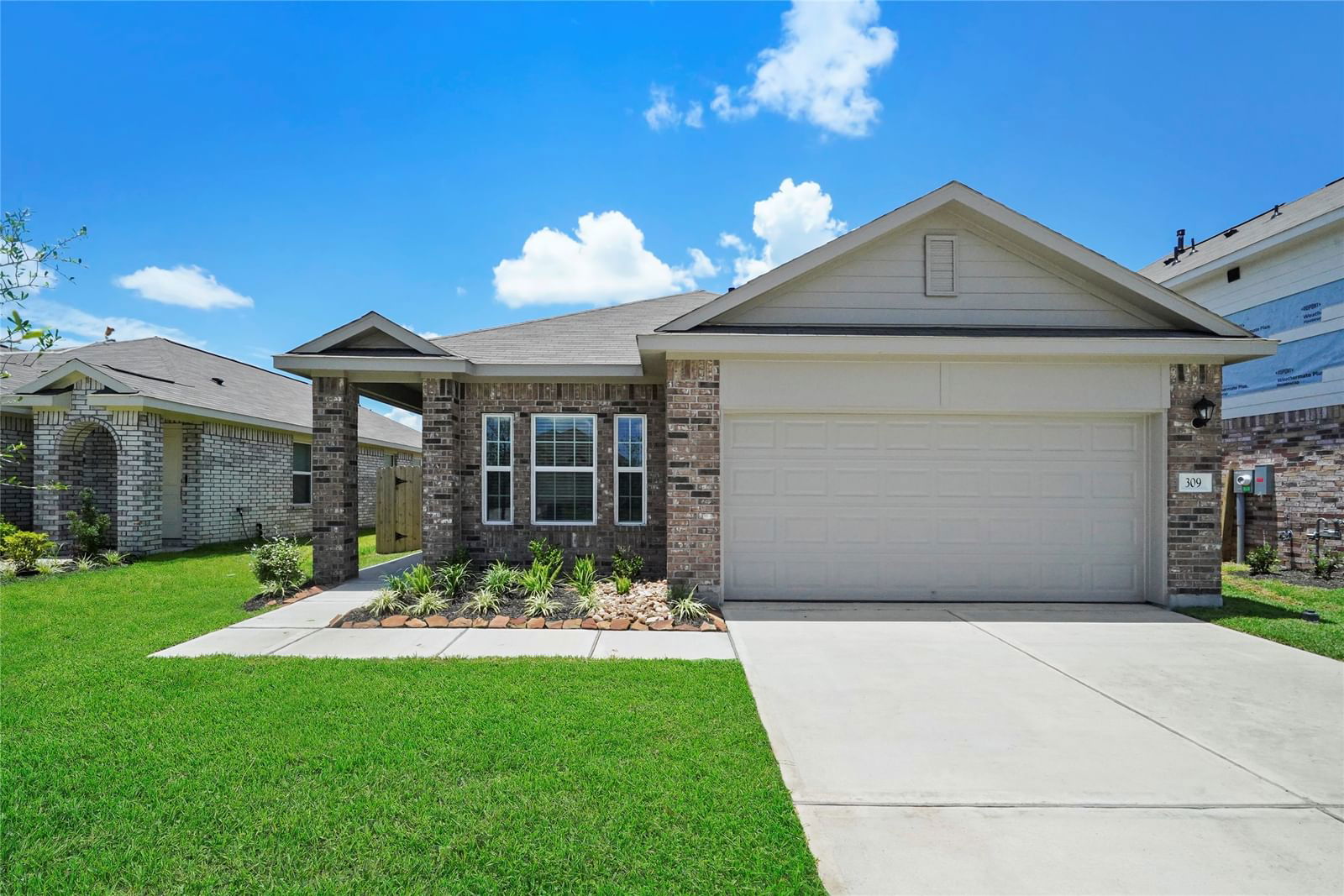 Real estate property located at 309 Bennett, Brazoria, Riverwood Ranch SD, Angleton, TX, US