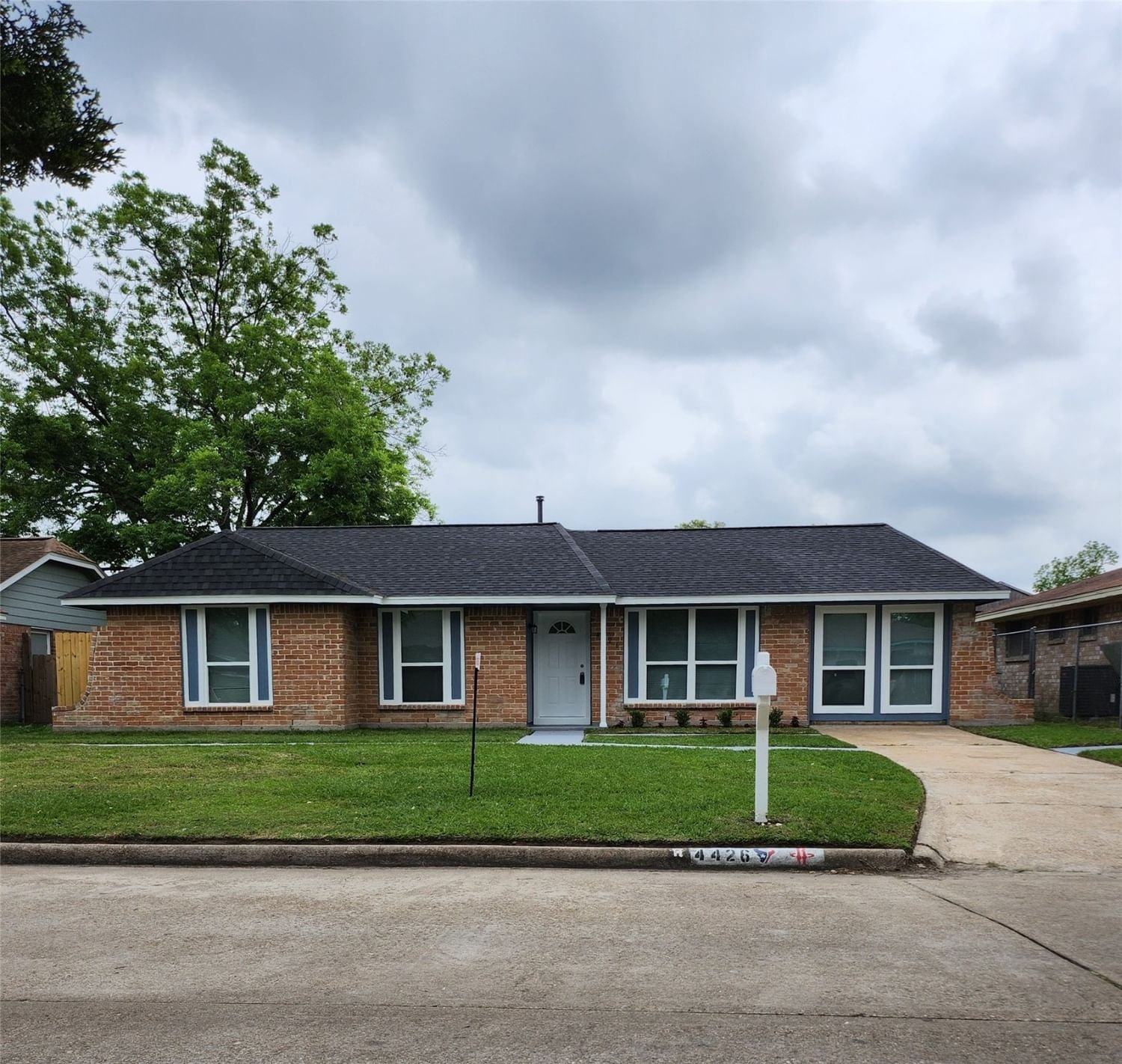 Real estate property located at 4426 Charriton, Harris, High Meadows Sec 05, Houston, TX, US