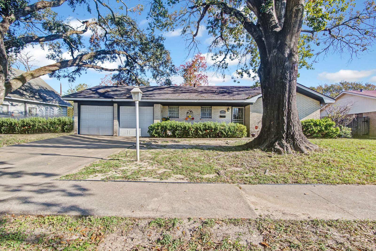 Real estate property located at 4110 Hill Oak, Harris, Oak Forest Sec 17 R/P, Houston, TX, US