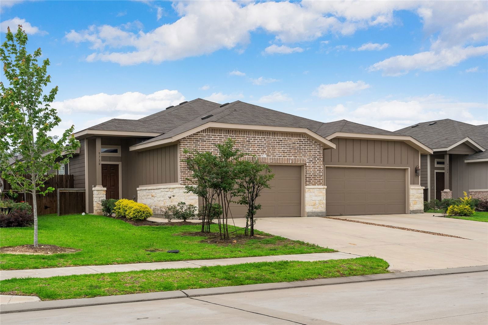 Real estate property located at 9732 Grosbeak, Montgomery, Enclave At Dobbin 01, Magnolia, TX, US