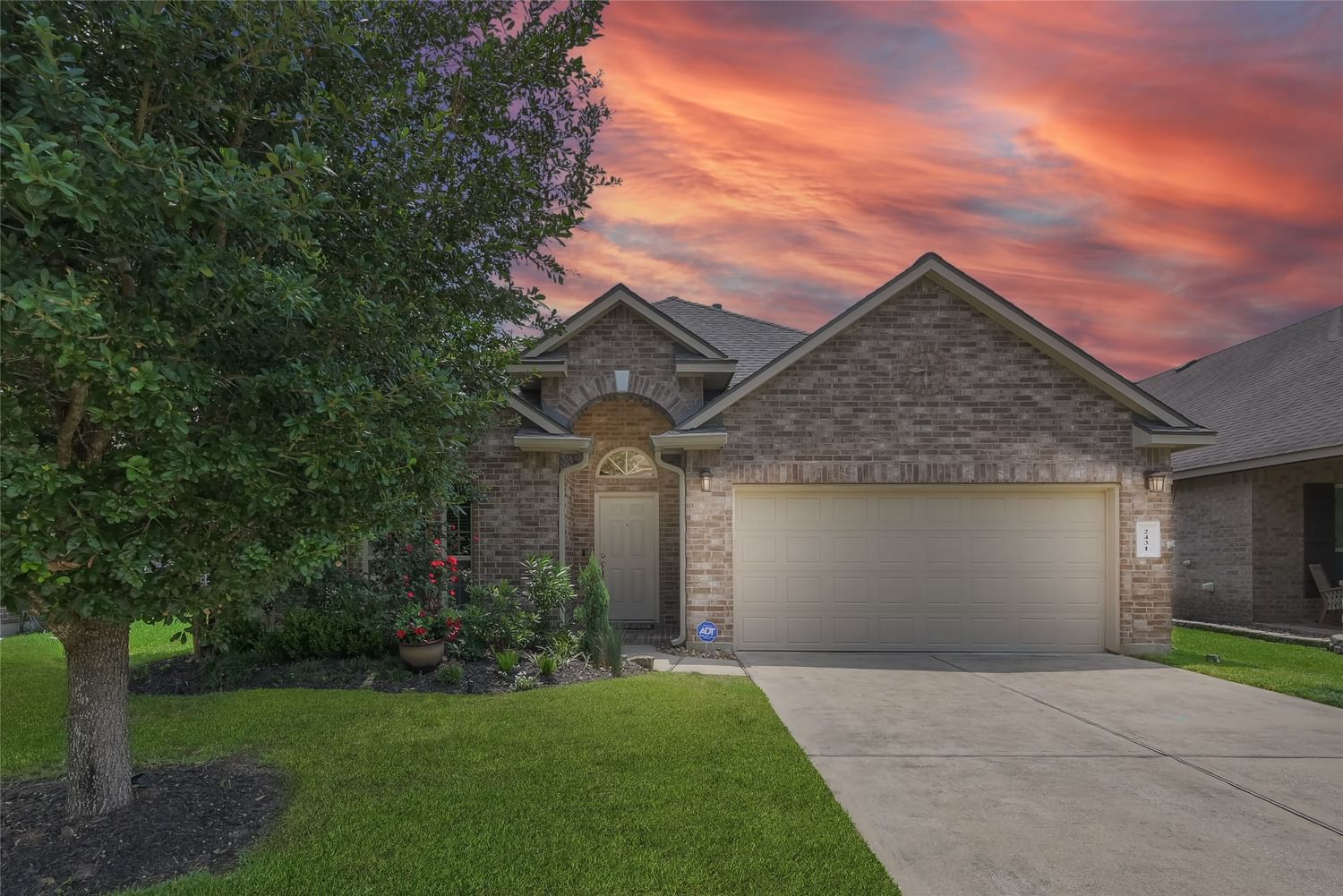 Real estate property located at 2431 Garden Falls, Montgomery, The Gardens At Jacobs Reserve, Conroe, TX, US