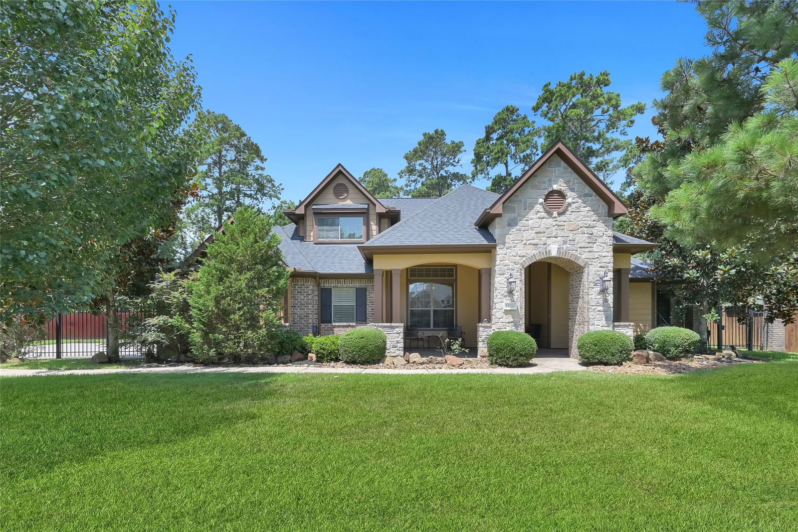 Real estate property located at 13220 Misty Sage, Montgomery, Crighton Woods, Conroe, TX, US