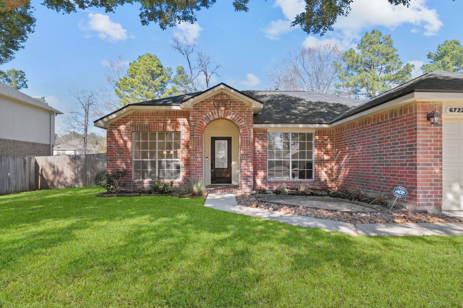 Real estate property located at 6722 Dillon, Montgomery, Woodland Oaks, Magnolia, TX, US