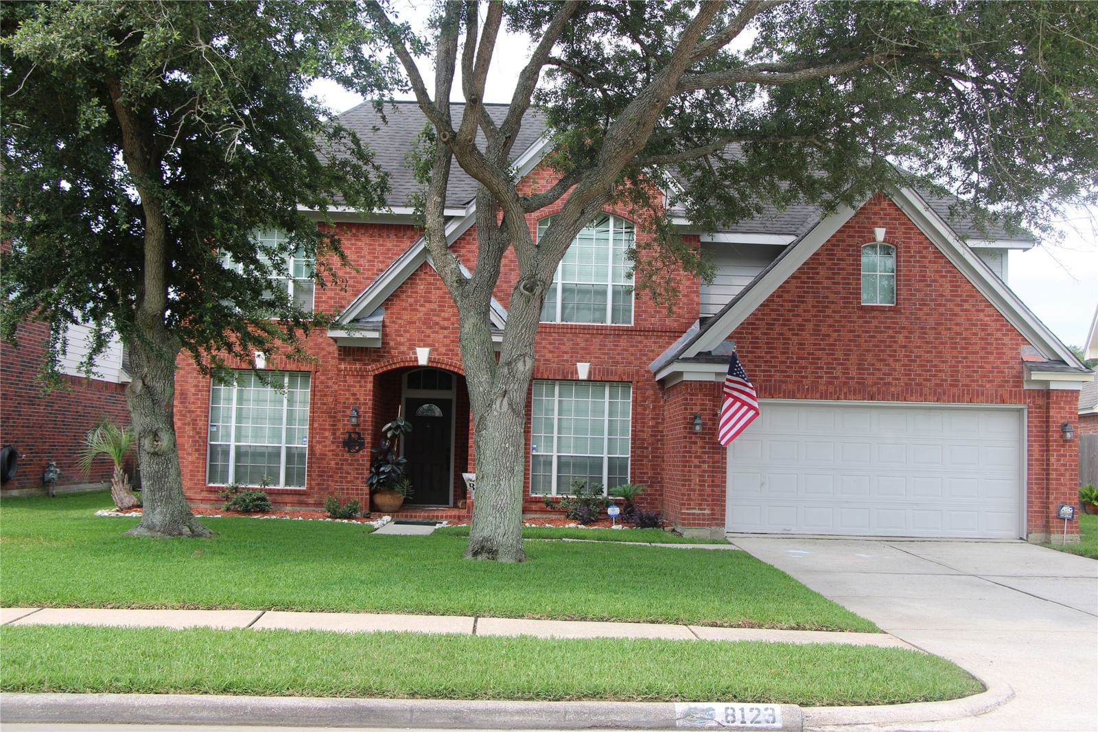 Real estate property located at 8123 Perch, Chambers, Country Meadows Sec 02, Baytown, TX, US