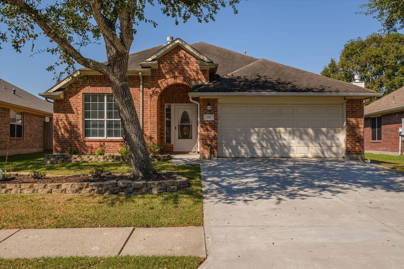 Real estate property located at 130 Bristol Bend, Galveston, Bay Colony Pointe Sec 4 2001, Dickinson, TX, US