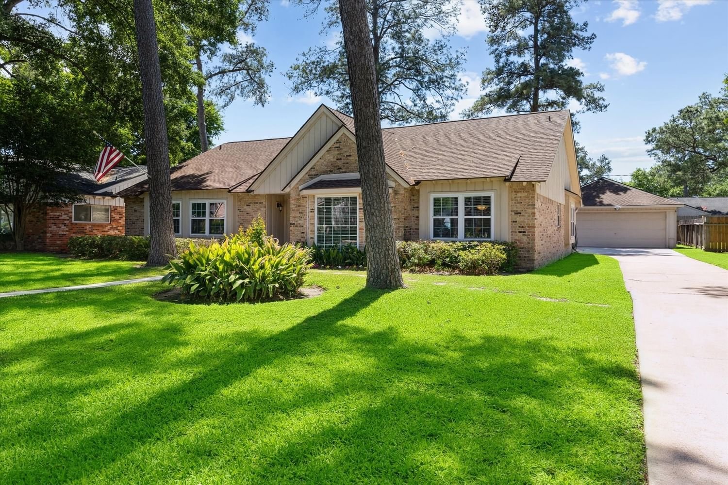 Real estate property located at 11215 Ash Creek, Harris, Sherwood Oaks Sec 02, Houston, TX, US