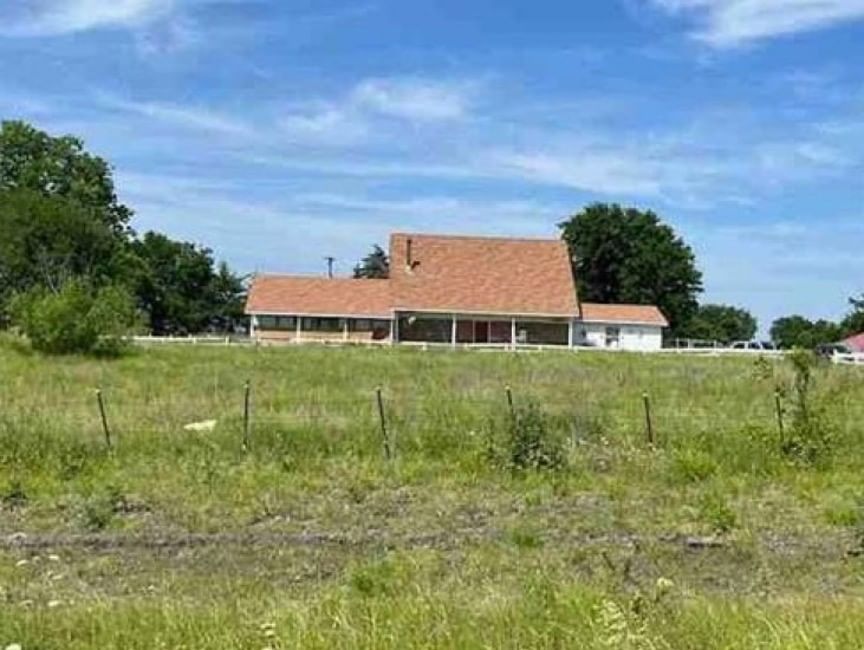 Real estate property located at 3210 Fm 1563, Hunt, Moore Leven, Wolfe City, TX, US