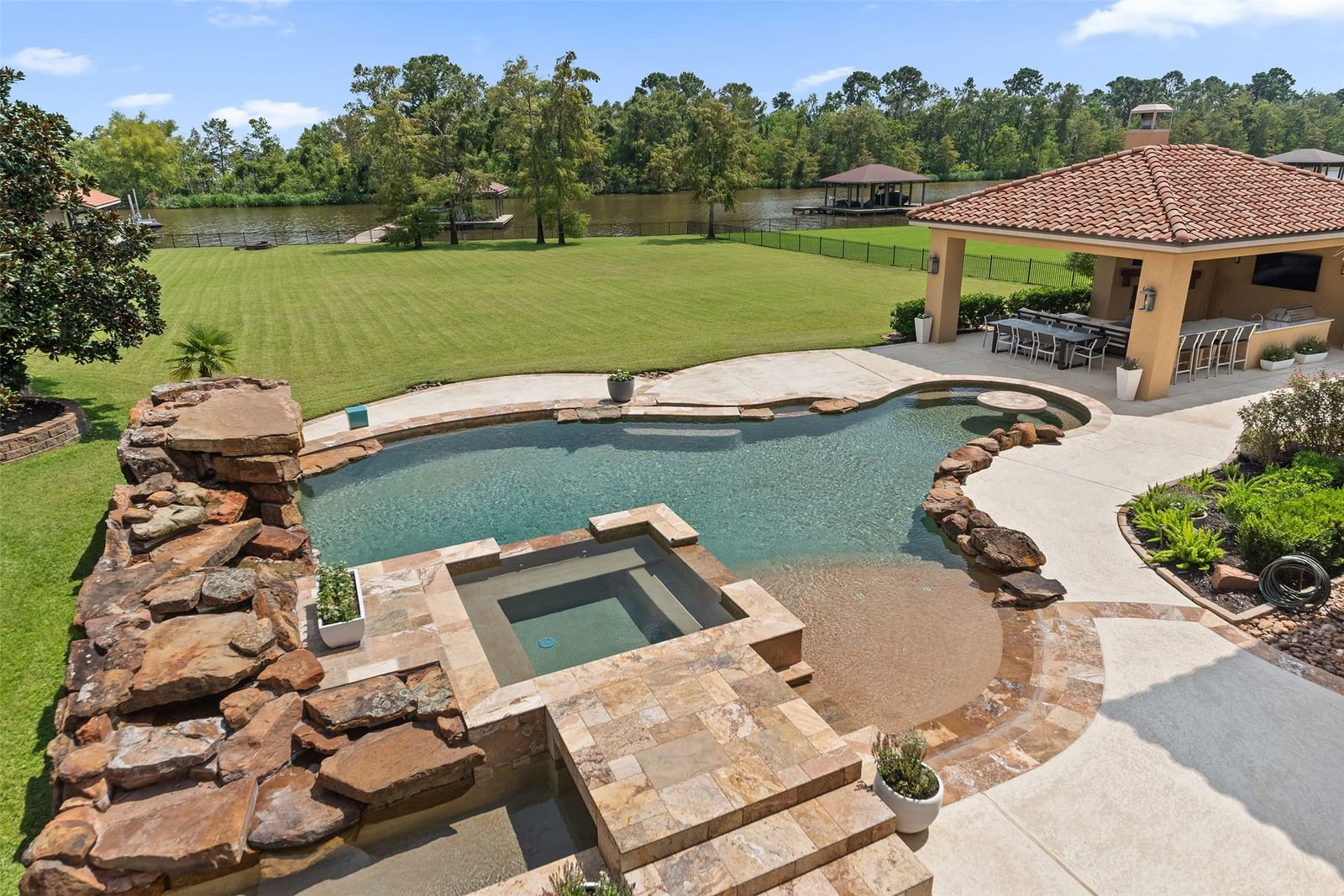 Real estate property located at 6211 Royal Point, Harris, Royal Shores, Kingwood, TX, US