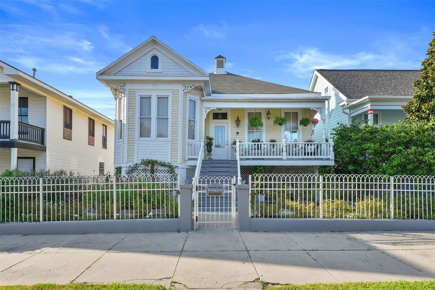 Real estate property located at 810 Winnie, Galveston, Galveston Townsite, Galveston, TX, US