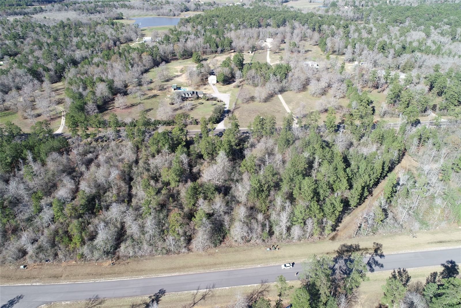 Real estate property located at 317 Iron Horse, Walker, Deer Forest Sub, New Waverly, TX, US