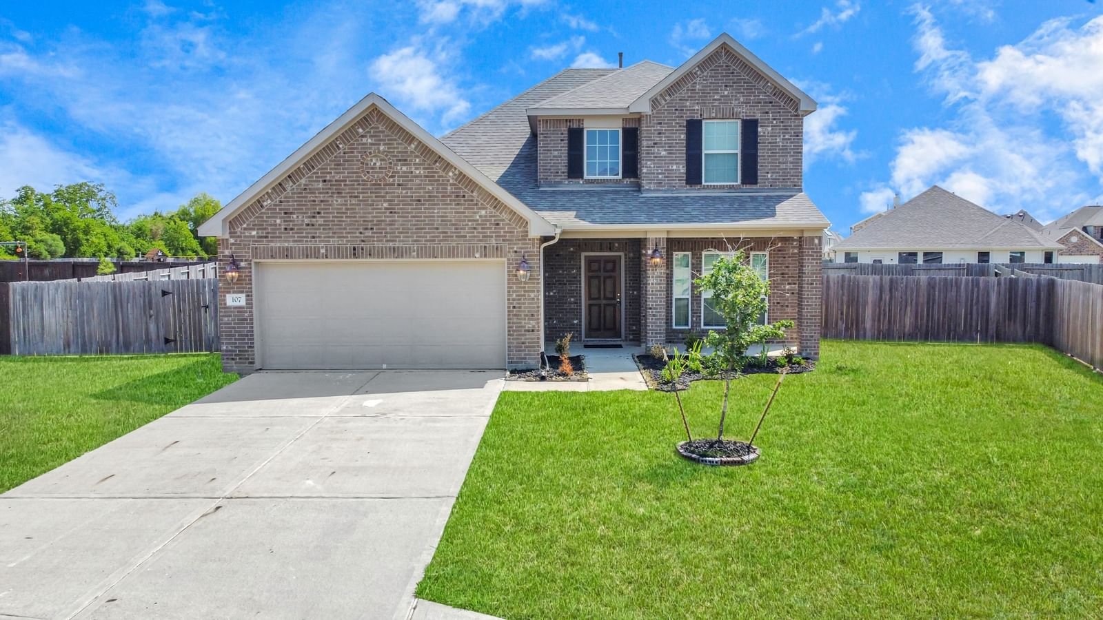 Real estate property located at 107 San Gabriel, Chambers, River Farms, Baytown, TX, US