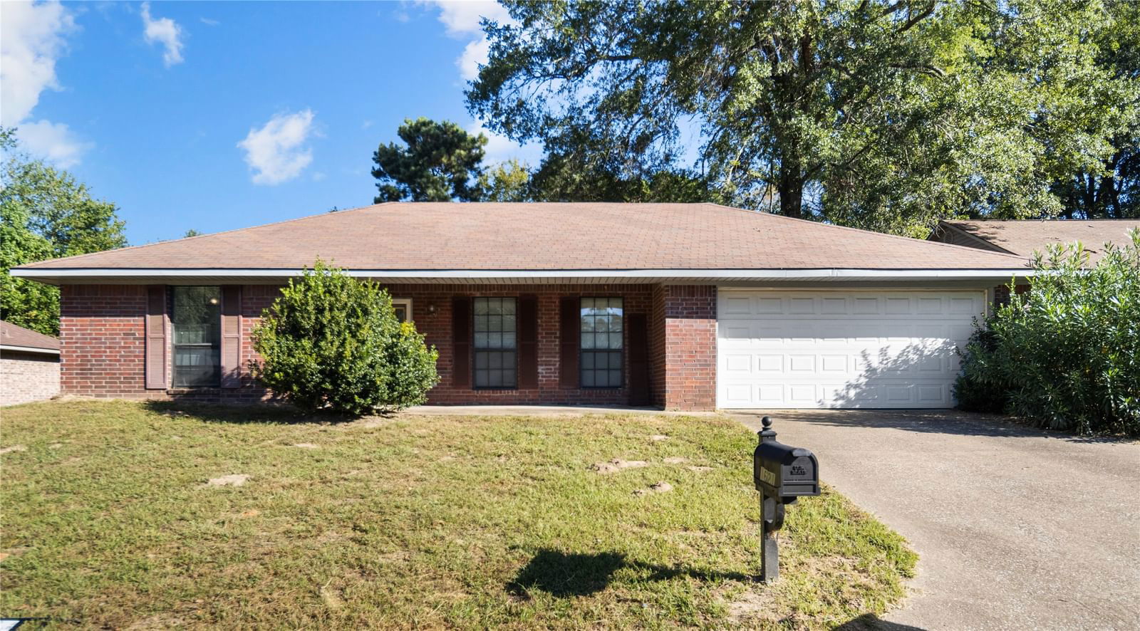 Real estate property located at 1621 Hurst, Nacogdoches, Rayburn Place Sec 2, Nacogdoches, TX, US