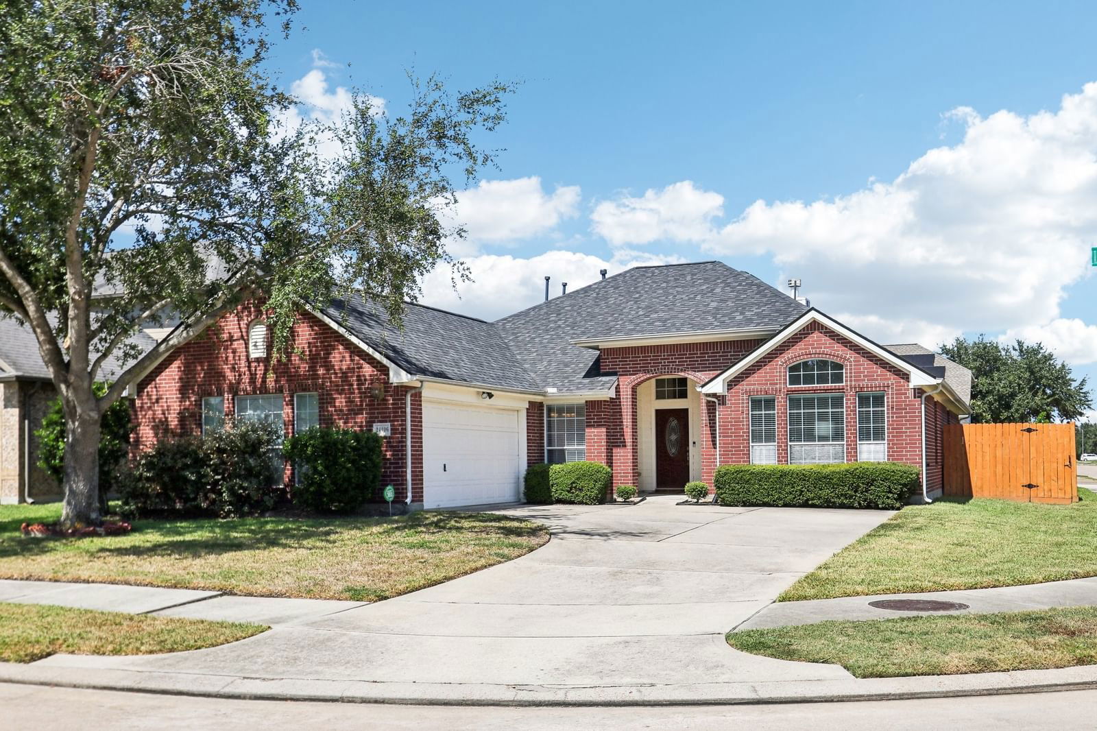 Real estate property located at 21406 Lian Falls, Fort Bend, Lost Creek Sec 1, Richmond, TX, US