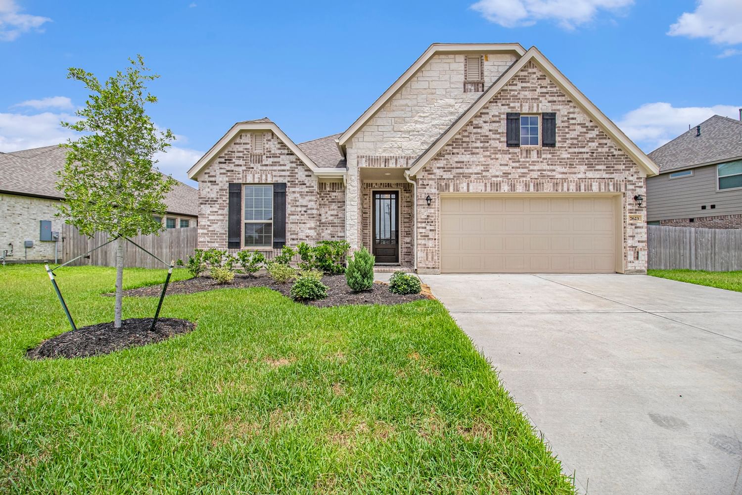 Real estate property located at 7623 Wrightwood, Harris, Parkway Trls, Pasadena, TX, US