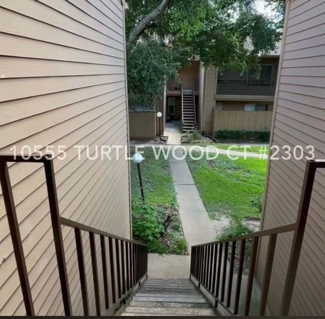 Real estate property located at 10555 Turtlewood #2303, Harris, Terrace Condo, Houston, TX, US