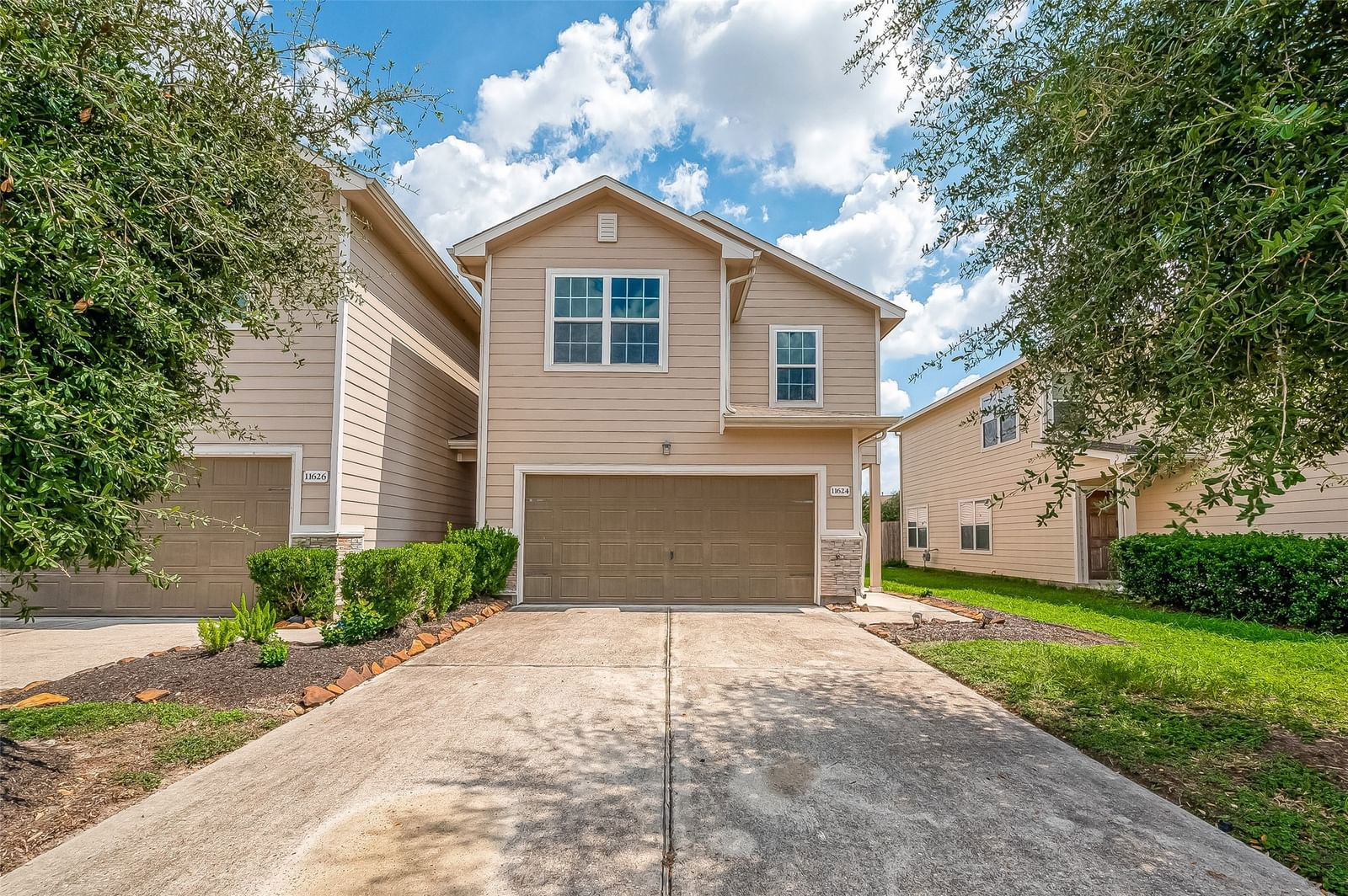 Real estate property located at 11624 Abloom, Harris, Bammel Trace Sec 1, Houston, TX, US