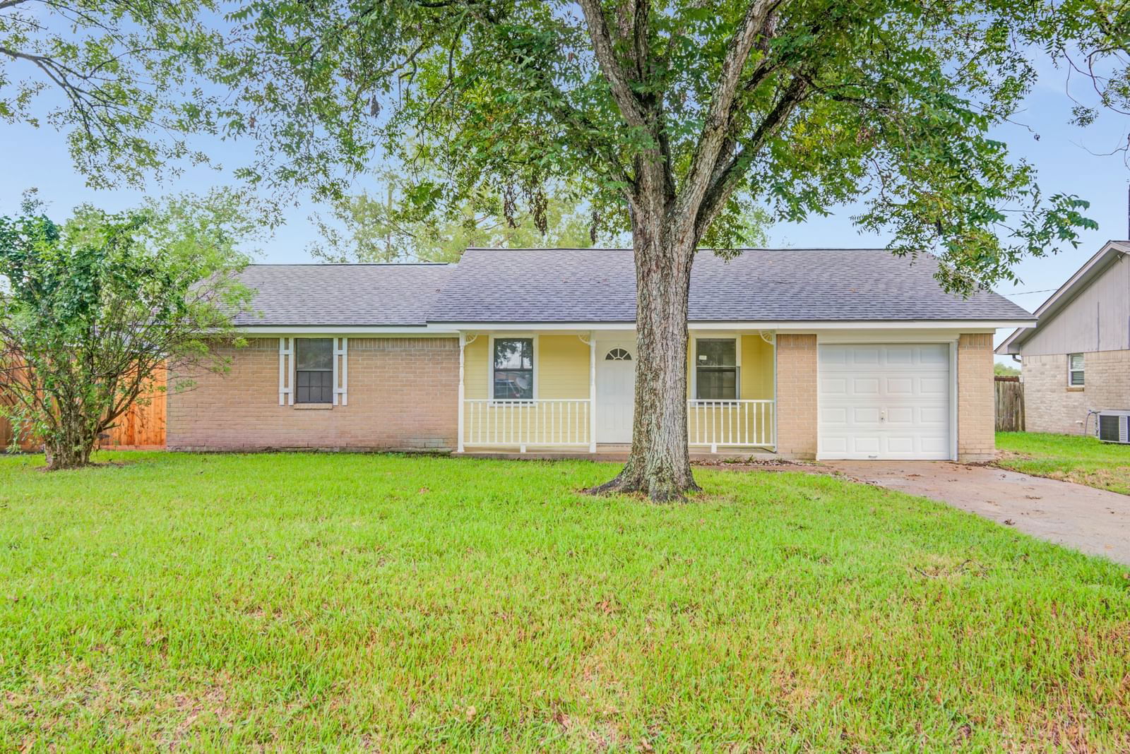 Real estate property located at 3615 Needville, Fort Bend, Skrabanek Meadows Sec 2, Needville, TX, US