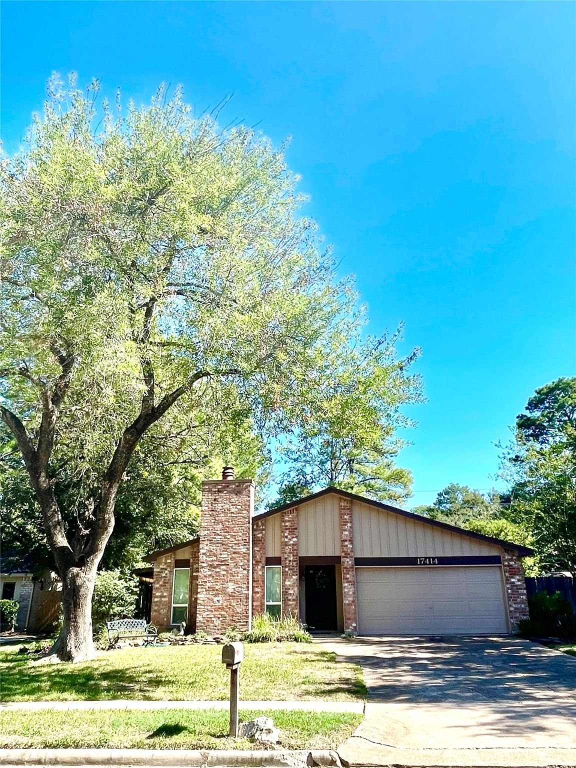Real estate property located at 17414 Seven Pines, Harris, Oakwood Glen Sec 01, Spring, TX, US