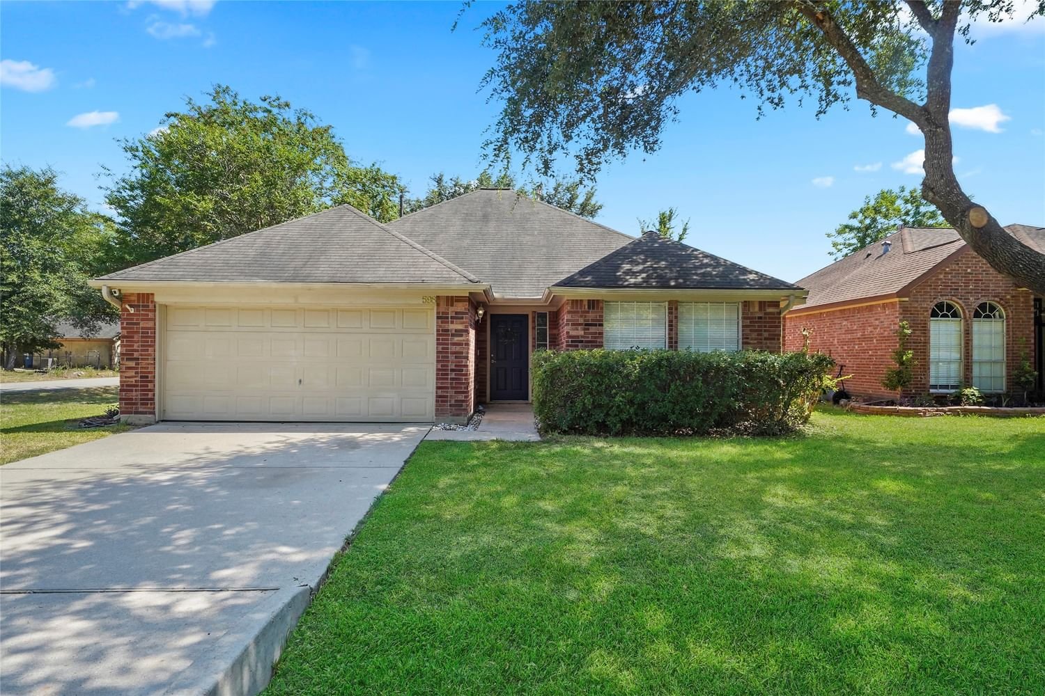 Real estate property located at 598 Sycamore, Montgomery, Conroe, TX, US