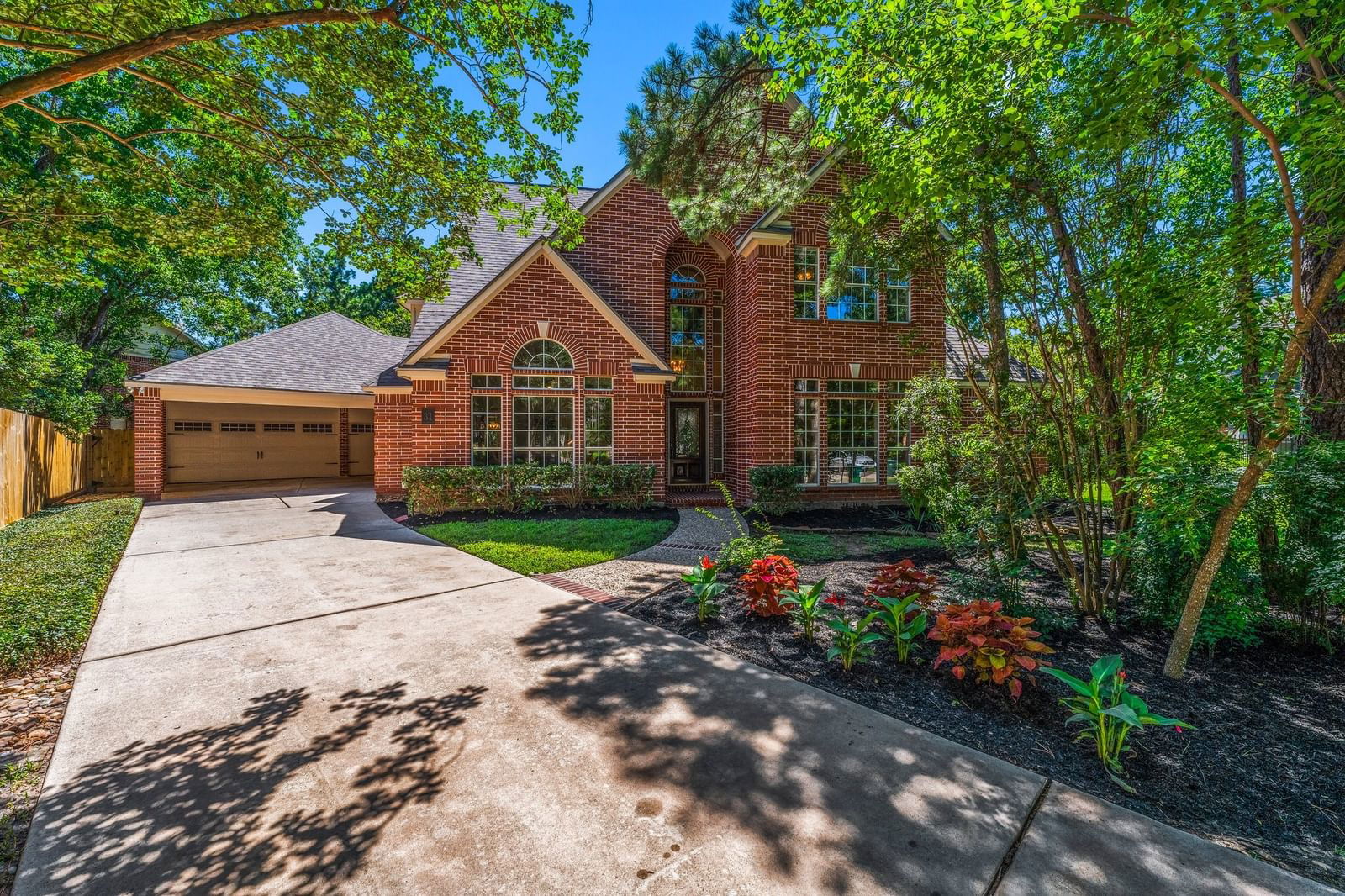 Real estate property located at 31 Twilight Glen, Montgomery, Wdlnds Village Panther Ck 36, The Woodlands, TX, US