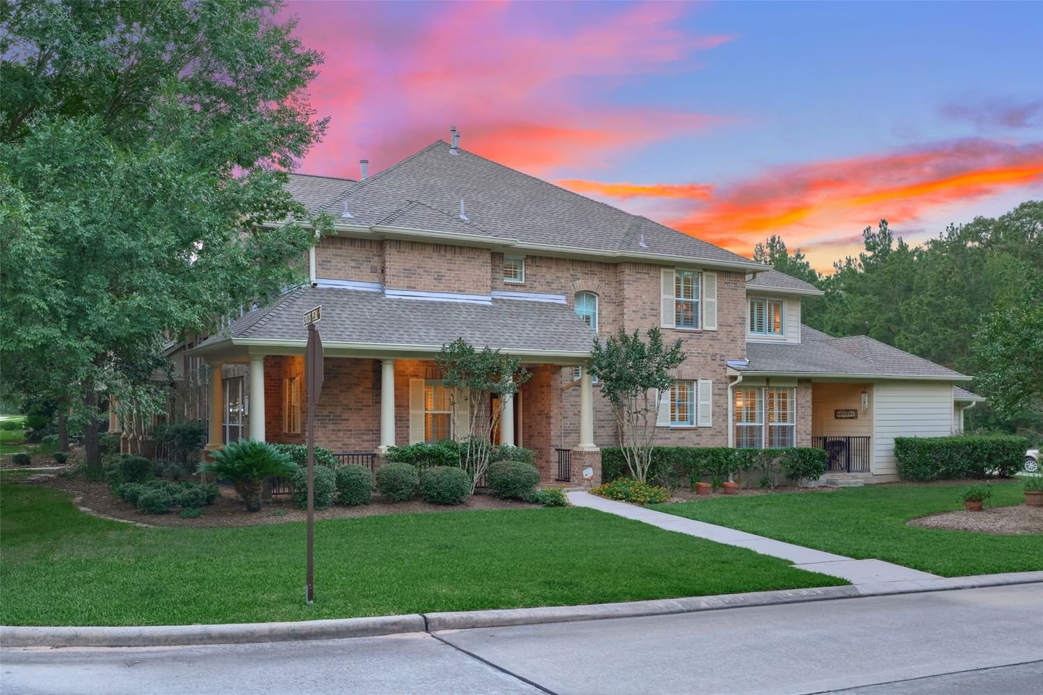Real estate property located at 14 Crocus Petal, Montgomery, Wdlnds Village Alden Br 100, The Woodlands, TX, US