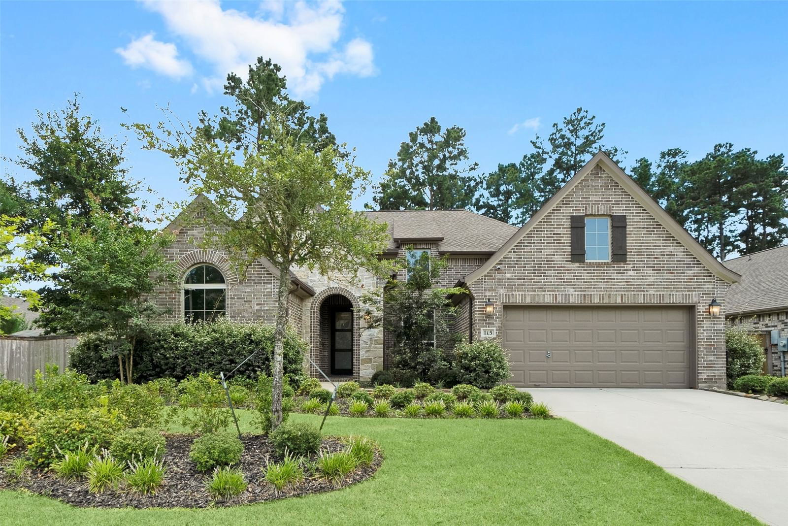 Real estate property located at 115 Cadence Hills, Montgomery, The Woodlands Hills 04, Conroe, TX, US