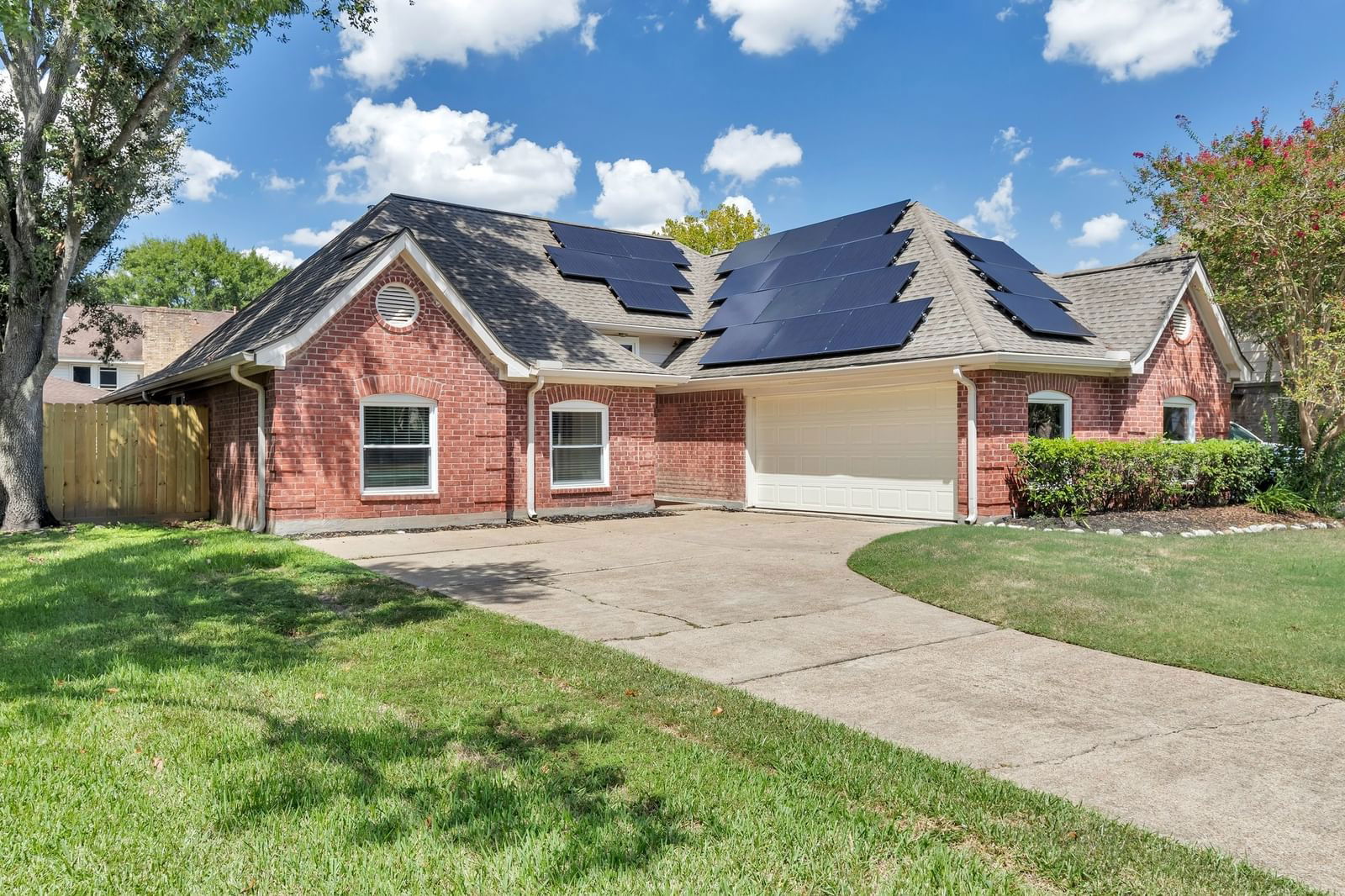 Real estate property located at 22426 Cove Hollow, Harris, Cornerstone Place Sec 01, Katy, TX, US