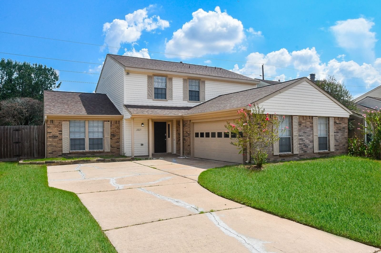 Real estate property located at 2827 Country Place, Fort Bend, The Grove Sec 5, Richmond, TX, US