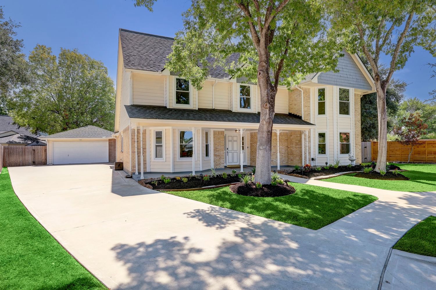 Real estate property located at 15411 Woodcote, Harris, Houston, TX, US