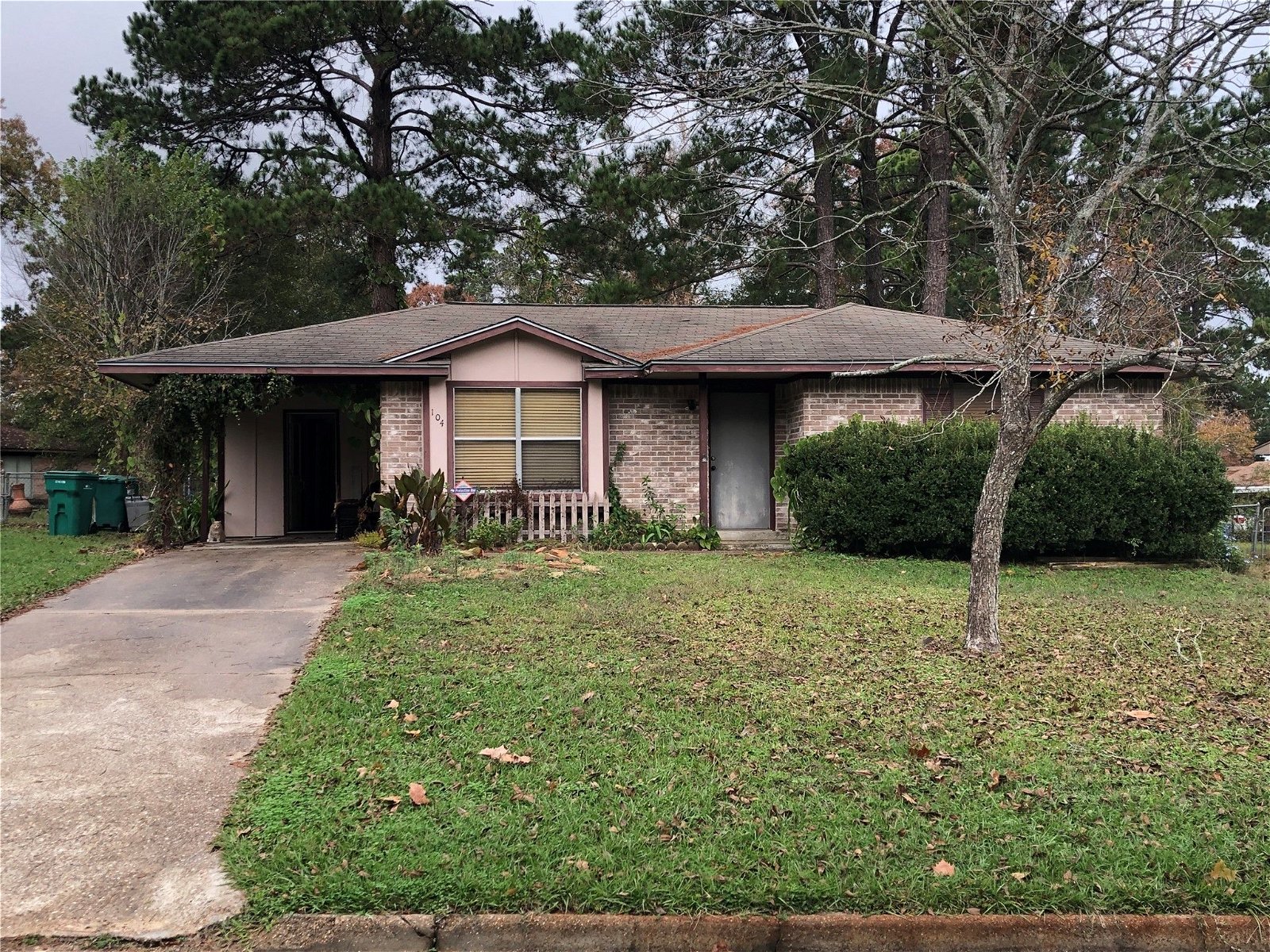 Real estate property located at 104 Libby, Montgomery, Willis, TX, US