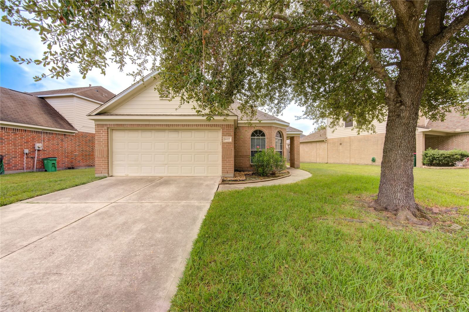 Real estate property located at 18527 Inwood Elm, Harris, Claytons Corner Sec 04, Humble, TX, US