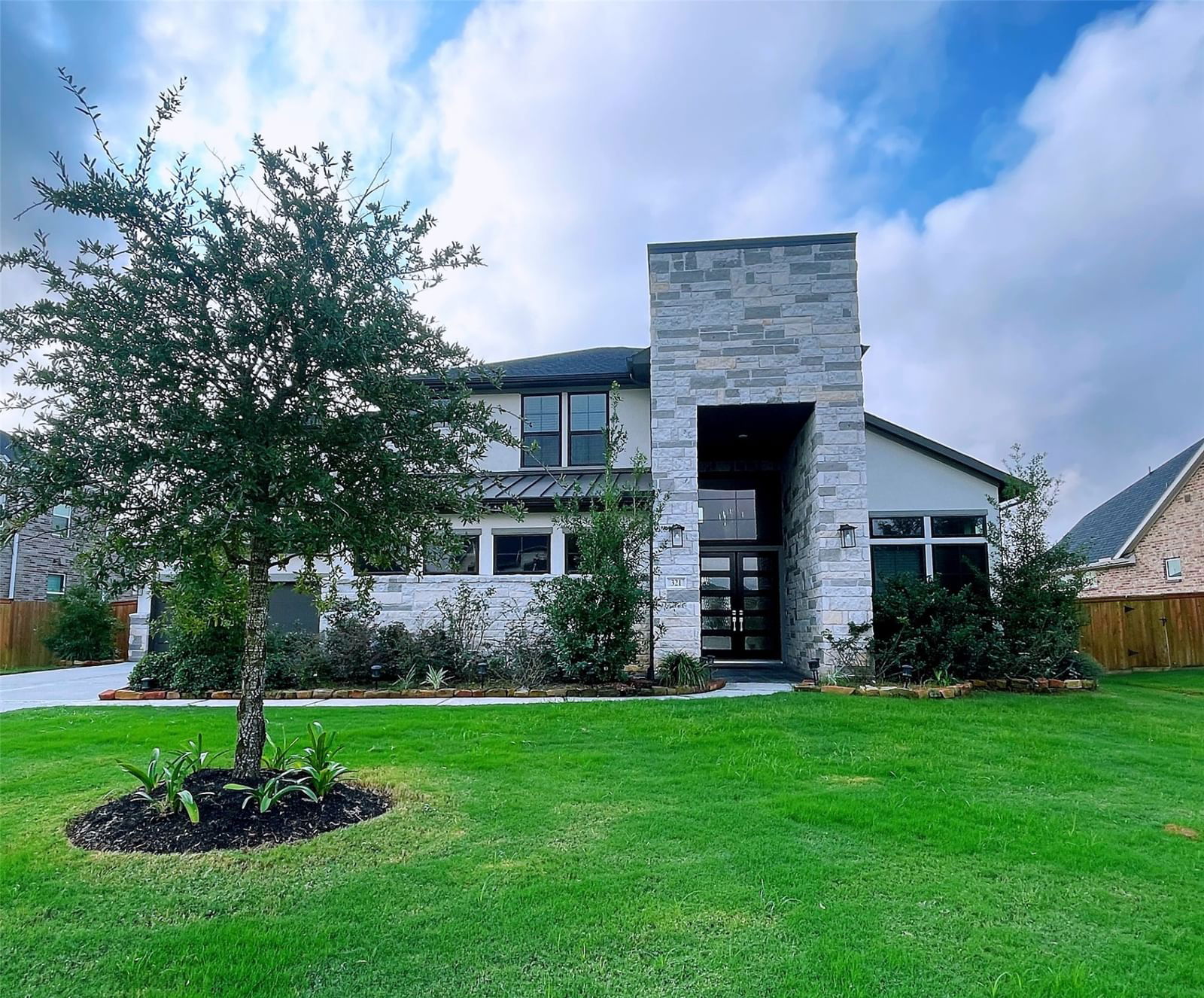 Real estate property located at 321 Waters Landing, Waller, Lake House, Katy, TX, US