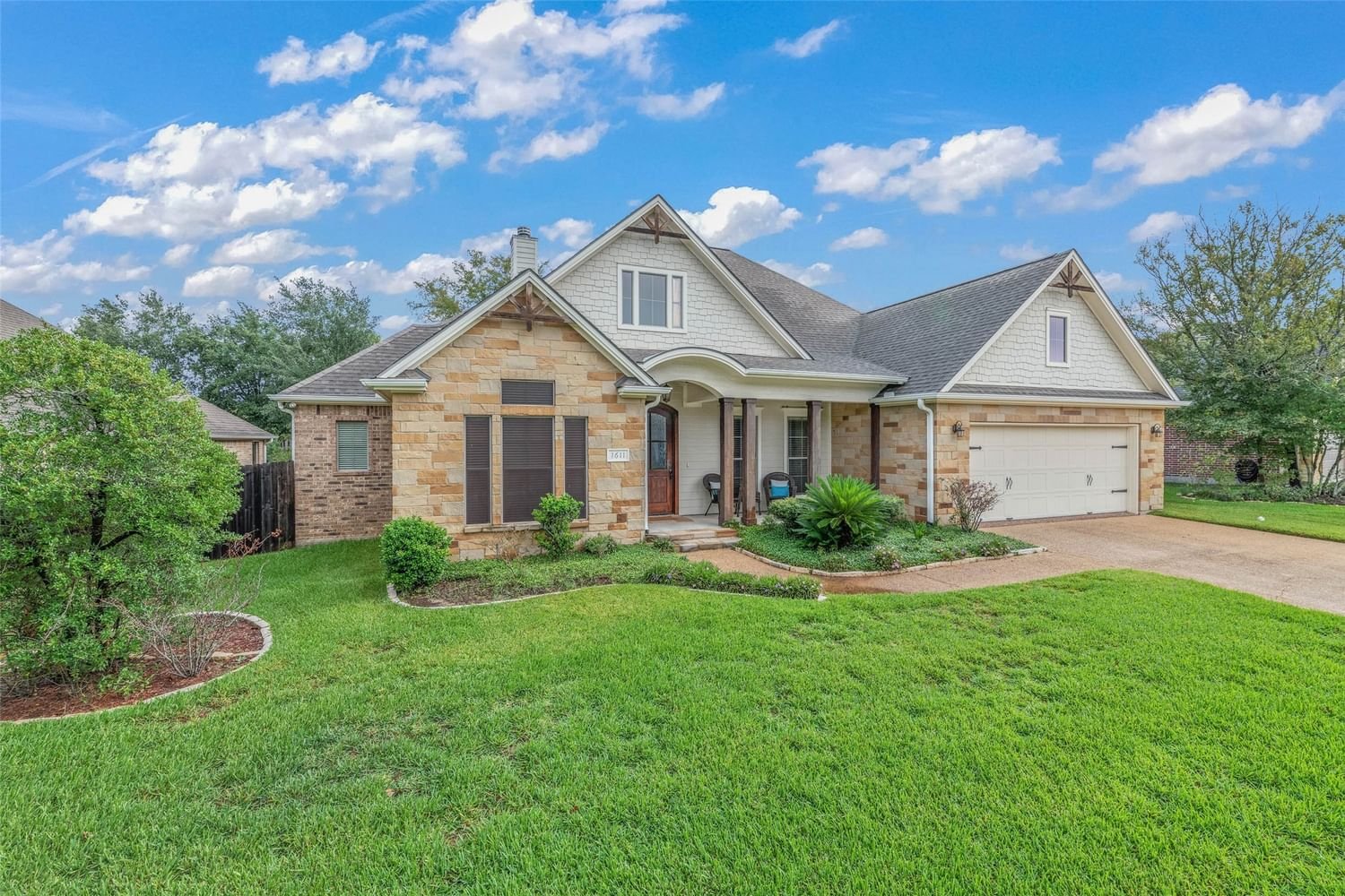Real estate property located at 1611 Mariners, Brazos, College Station, TX, US