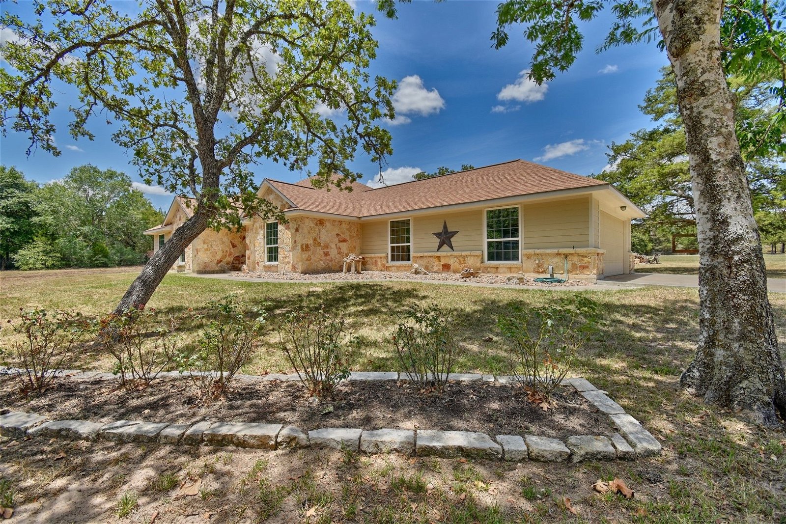Real estate property located at 18354 Deerview, Austin, New Ulm, TX, US