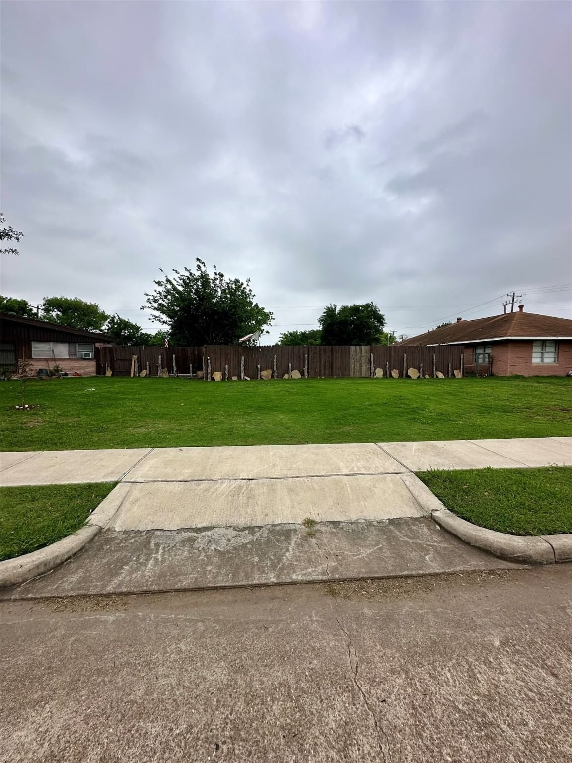 Real estate property located at 906 7th, Brazoria, Freeport, Freeport, TX, US