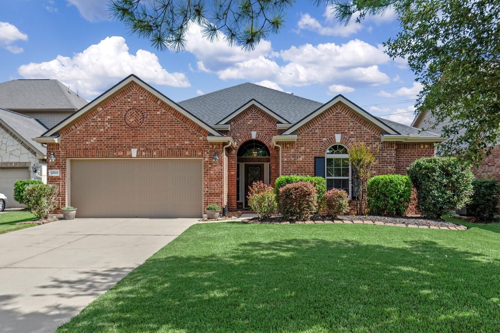 Real estate property located at 12707 Waterbury Edge, Harris, Eagle Springs, Humble, TX, US