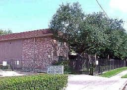 Real estate property located at 2250 Bering #100, Harris, Woodgrove Condo, Houston, TX, US