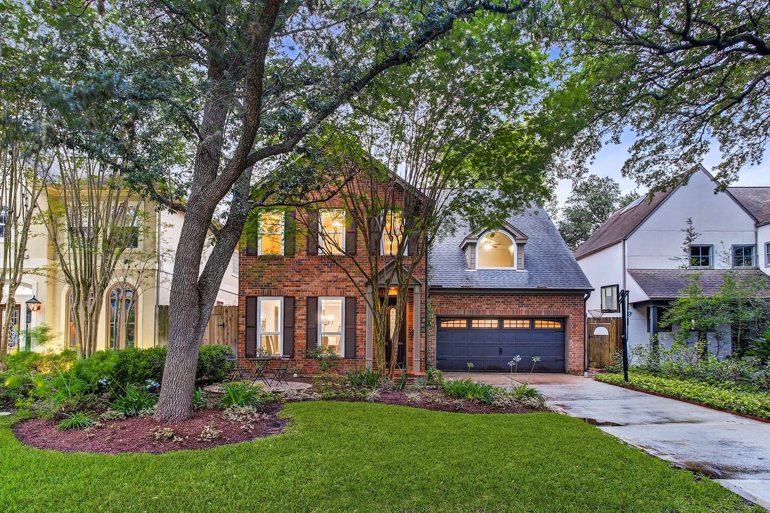 Real estate property located at 4920 Laurel, Harris, Bellaire, Bellaire, TX, US