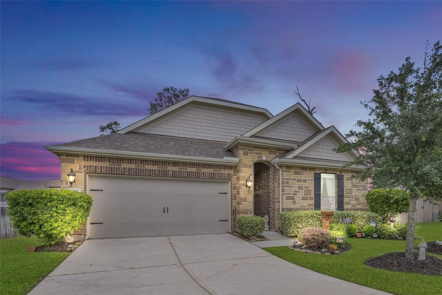 Real estate property located at 18123 Ivy Cliff, Harris, Villages of Tour 18, Humble, TX, US