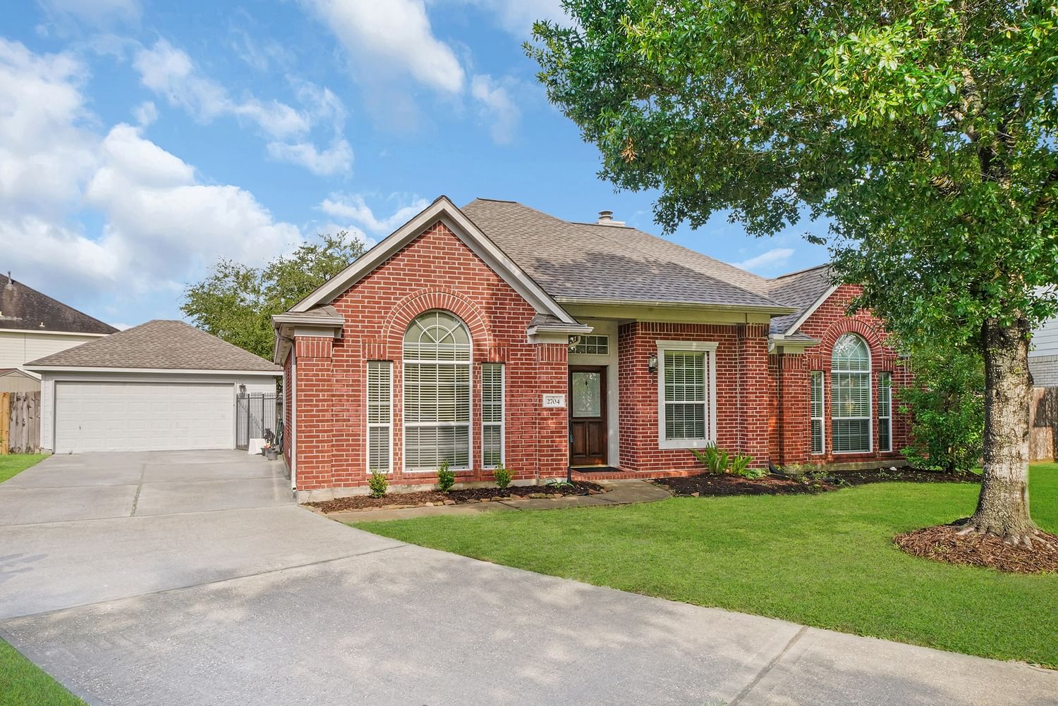 Real estate property located at 2704 Marble Creek, Brazoria, Clear Creek Park, Pearland, TX, US