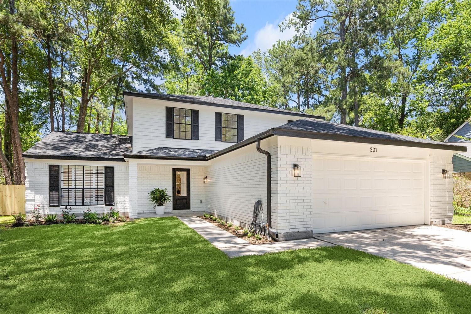 Real estate property located at 201 Rainbow Ridge, Montgomery, Woodlands Village Cochrans Cr 01, The Woodlands, TX, US