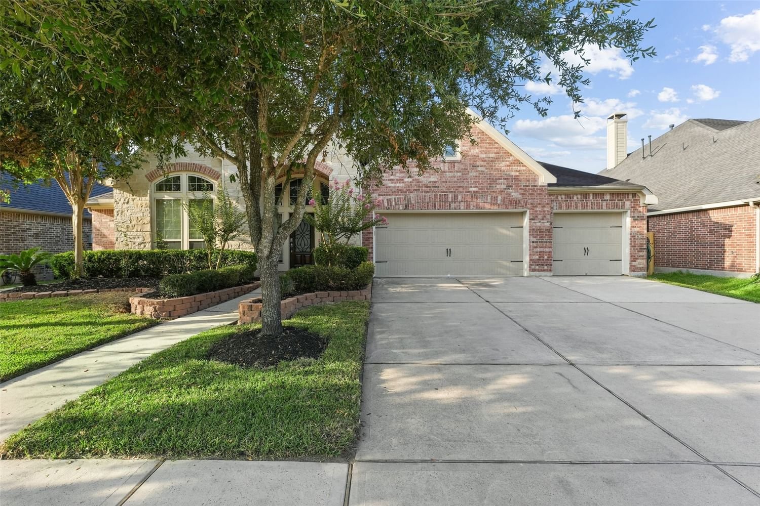 Real estate property located at 13518 Breakwater Path, Harris, Houston, TX, US