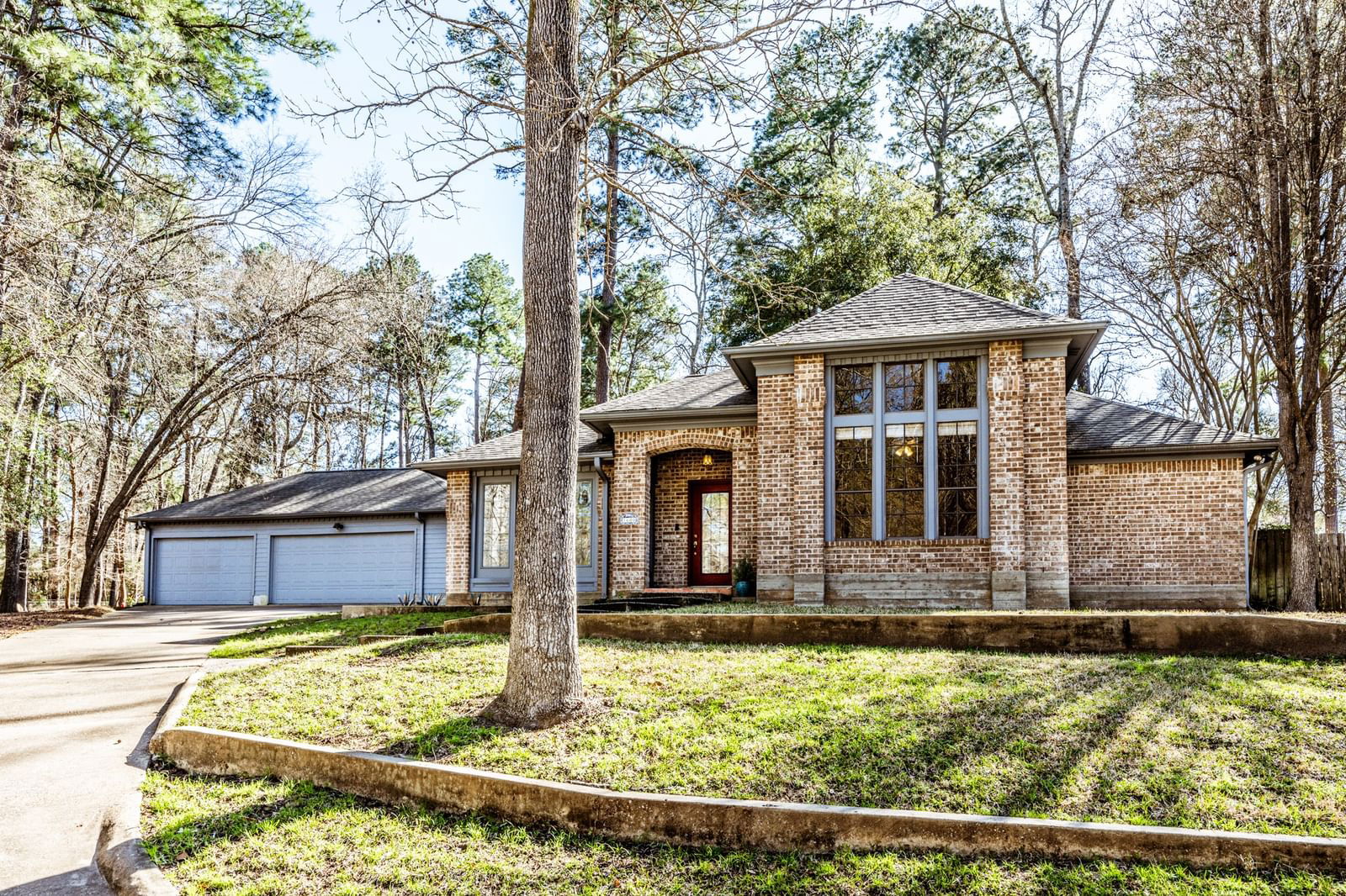 Real estate property located at 1600 Laurel Springs, Walker, Elkins Lake, Huntsville, TX, US