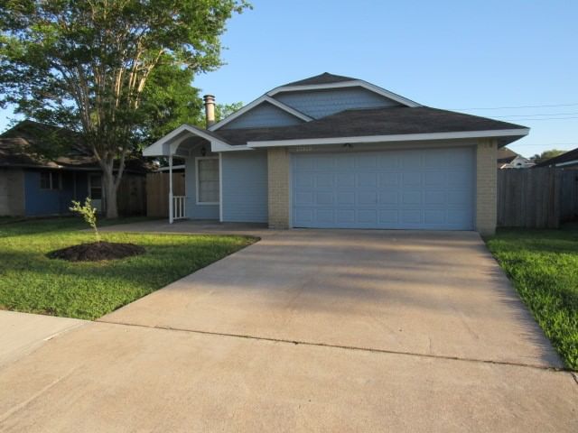 Real estate property located at 13919 Clear Forest, Fort Bend, Townewest, Sugar Land, TX, US