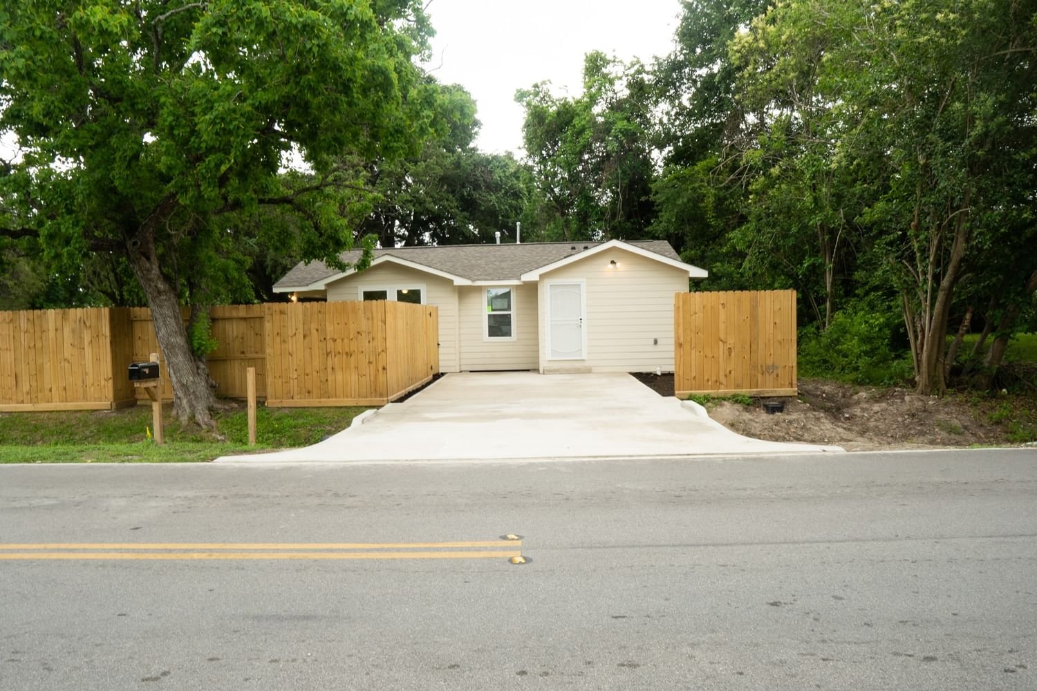 Real estate property located at 901 Dewalt, Harris, Lincoln City Sec 03, Houston, TX, US