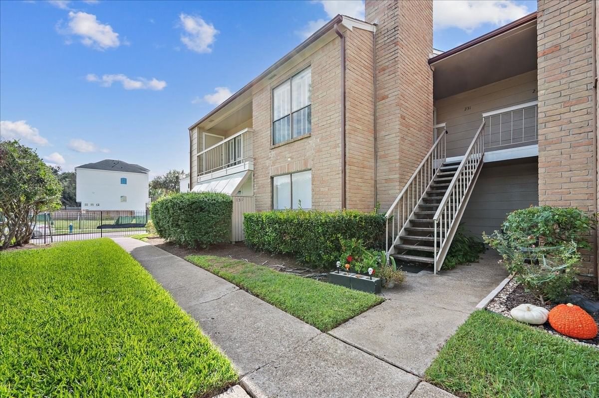 Real estate property located at 2120 Wilcrest #231, Harris, Lakecrest Condo Ph 03, Houston, TX, US