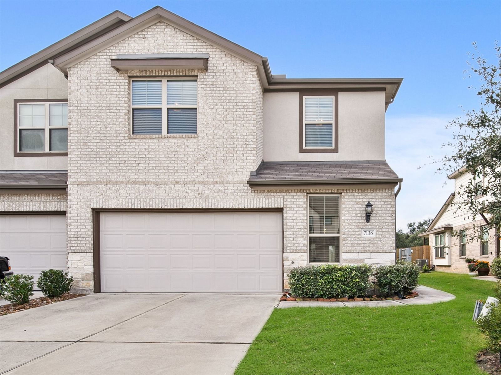 Real estate property located at 7138 Fannin, Brazoria, Midtown/Magnolia Twnhms, Pearland, TX, US