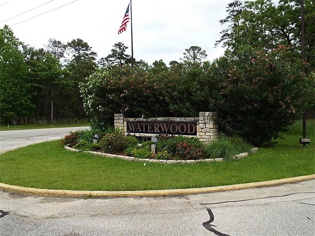 Real estate property located at 26712 Knottywood, San Jacinto, Waterwood Whispering Pines #2, Huntsville, TX, US