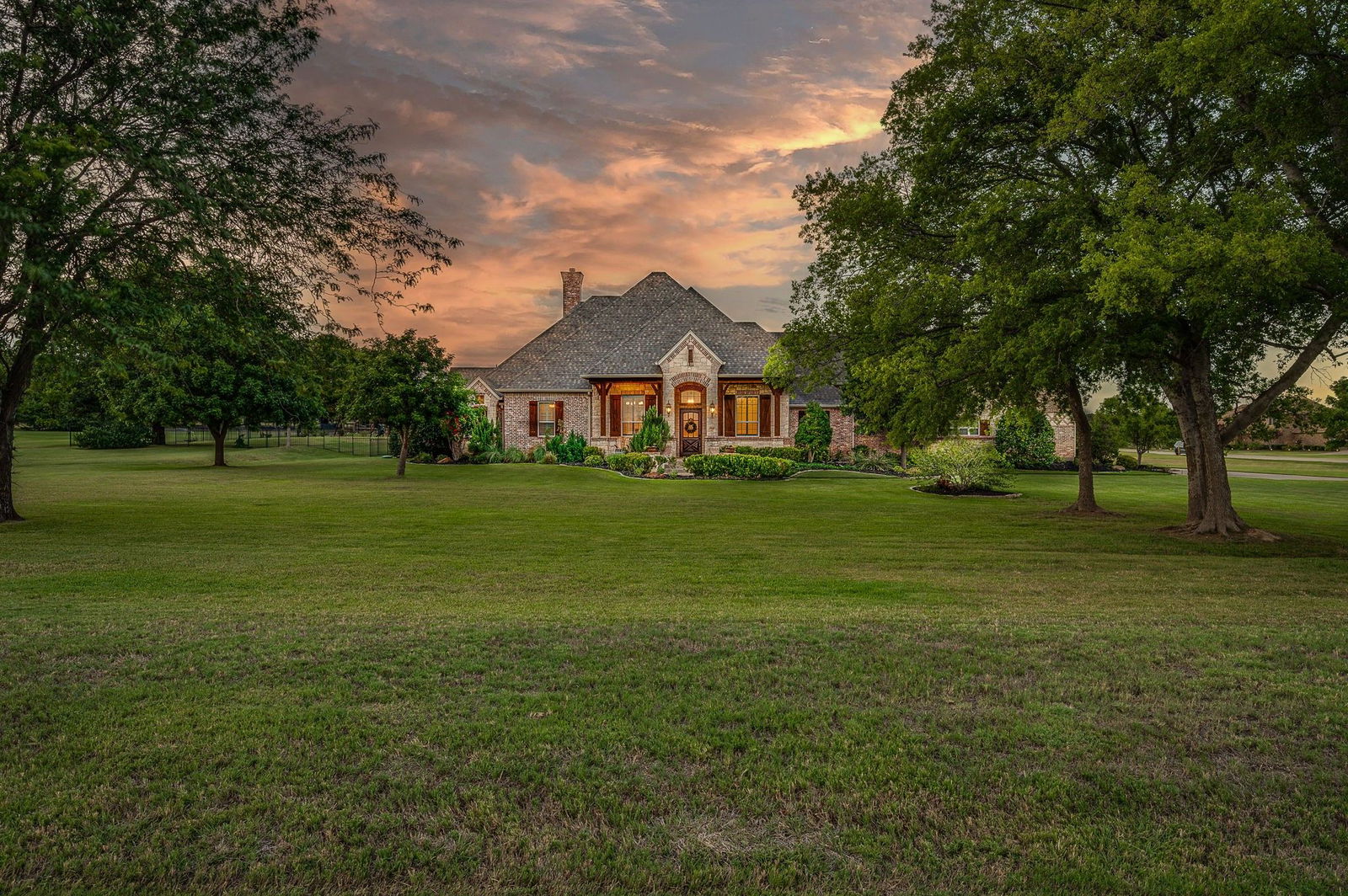 Real estate property located at 311 Hickory Ridge, Denton, Argyle, TX, US